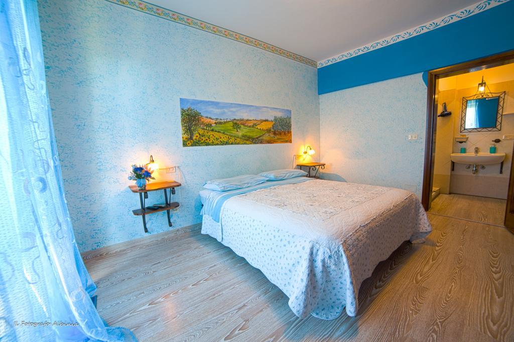Agriturismo La Valle Degli Ulivi Semproniano Buitenkant foto