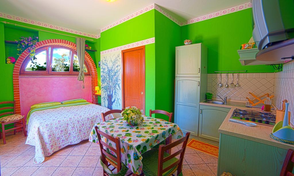 Agriturismo La Valle Degli Ulivi Semproniano Buitenkant foto