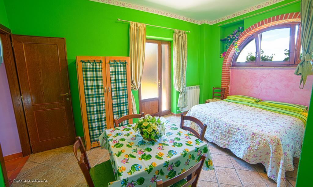 Agriturismo La Valle Degli Ulivi Semproniano Buitenkant foto