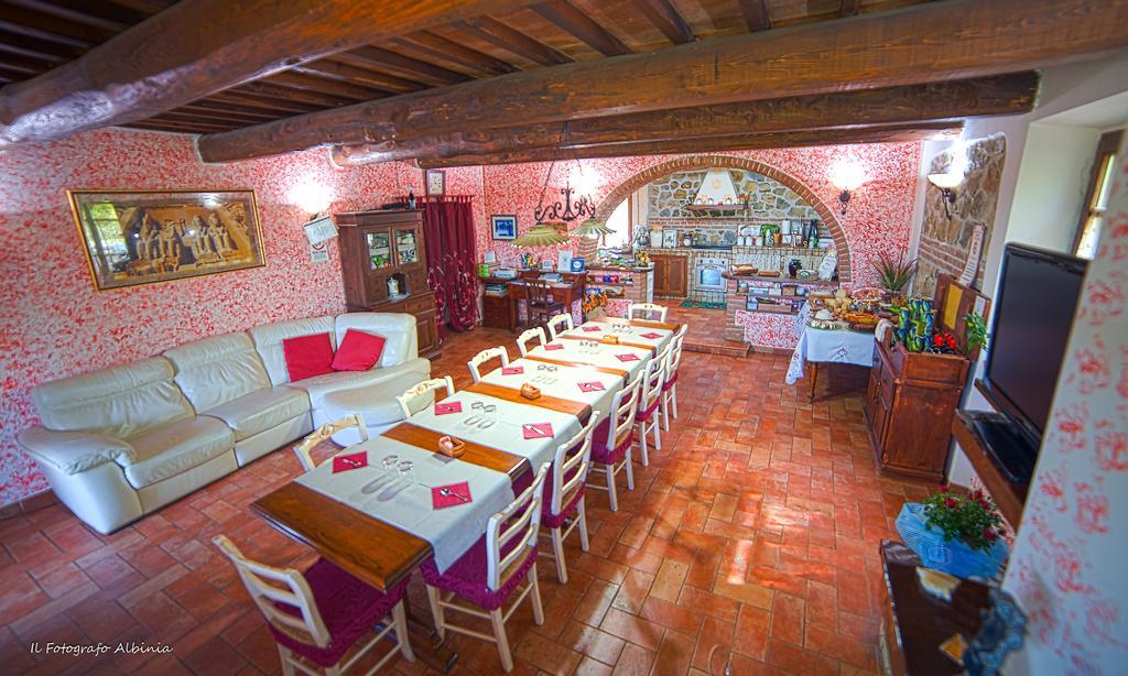 Agriturismo La Valle Degli Ulivi Semproniano Buitenkant foto