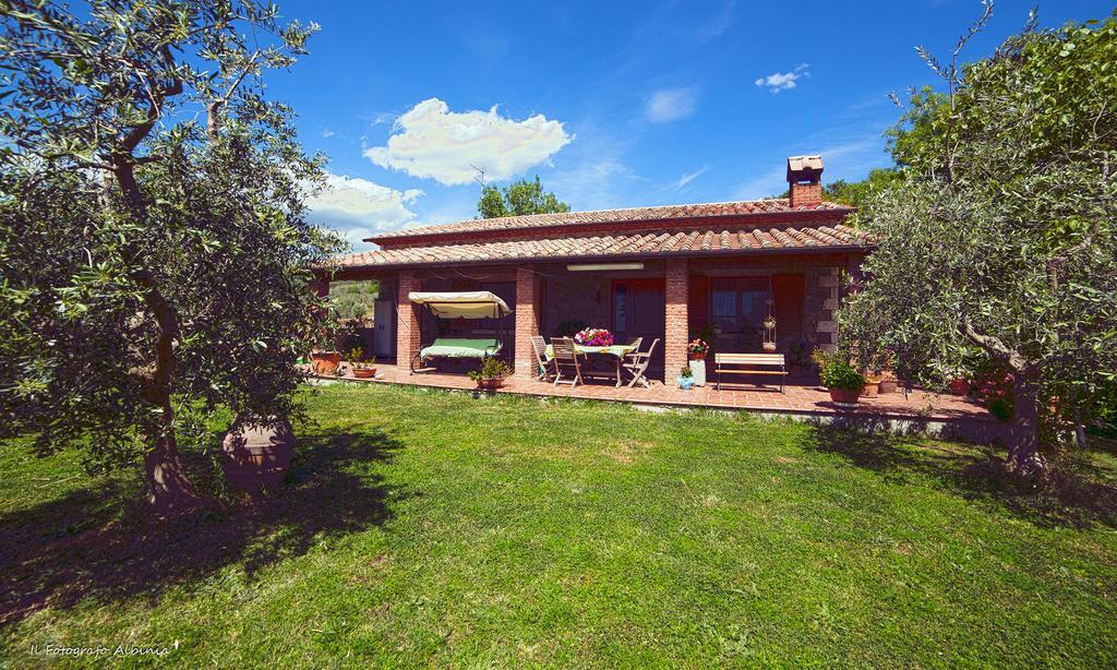 Agriturismo La Valle Degli Ulivi Semproniano Buitenkant foto